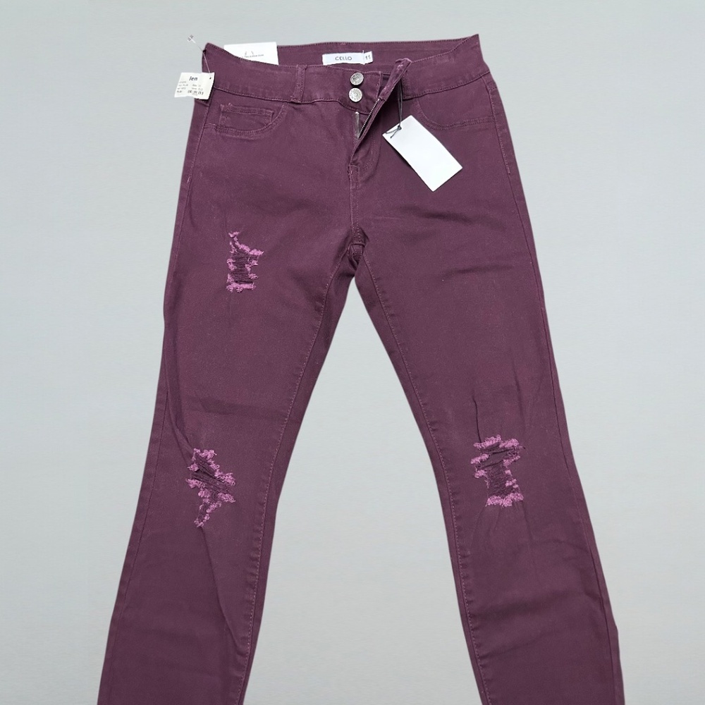 NWT. Cello Mid-rise Trendy Ripped Jean color; plum